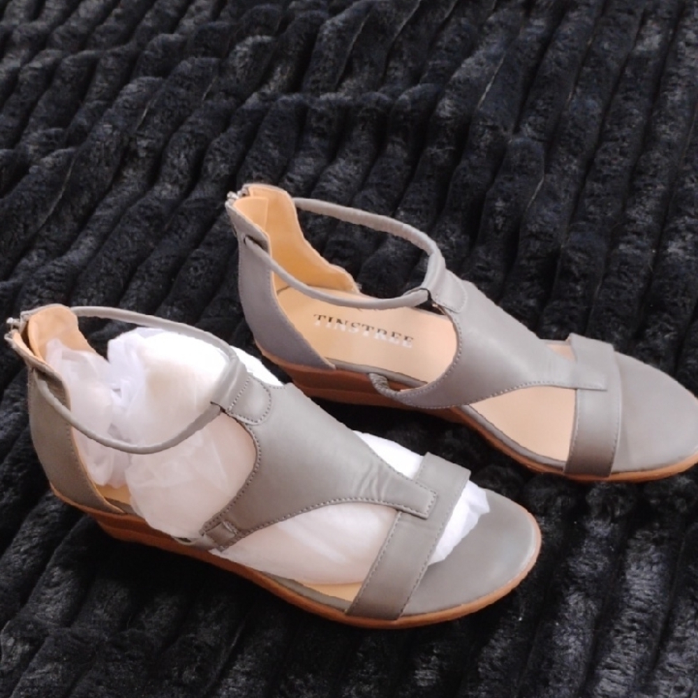 Tinstree Gray Sandals with Wide Straps and Flat Sole